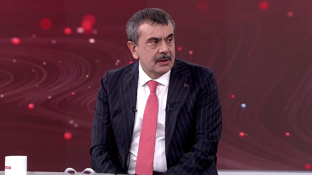 Şampiyon özelde, fukara devlette!