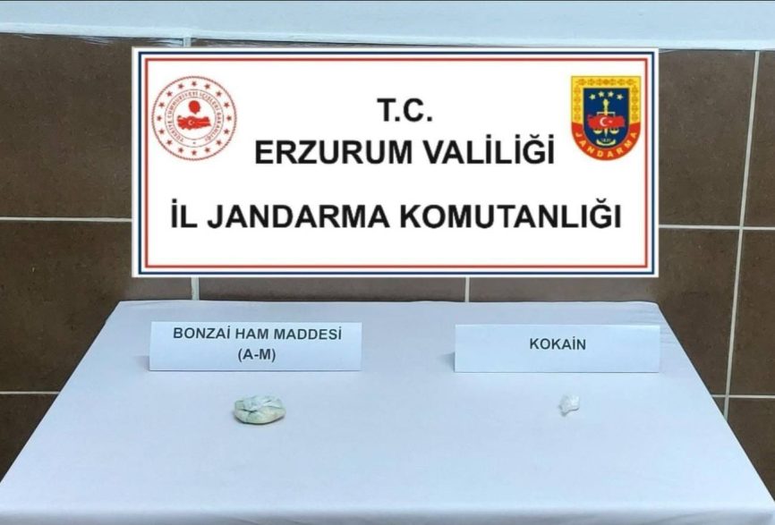 Jandarma yol üstünde yakaladı