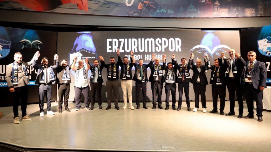 Erzurumspor FK'da görev dağılımı yapıldı