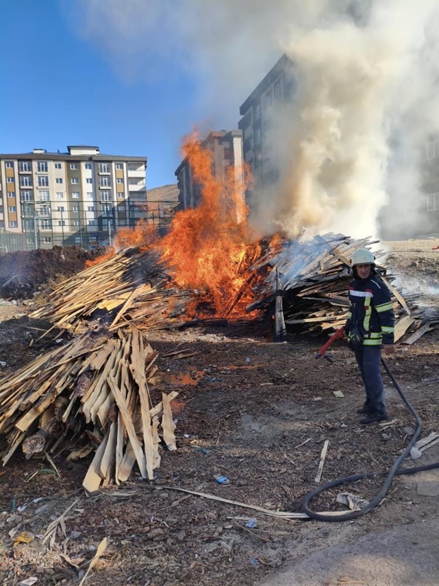 Keresteler cayır cayır yandı - TIKLA İZLE