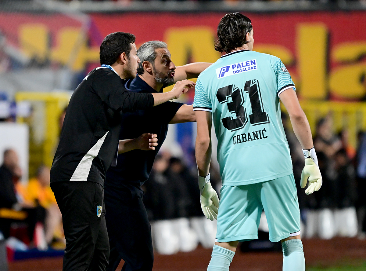 Özbalta: Sezon bittiğinde bu takım ilk 12'nin içinde olacak