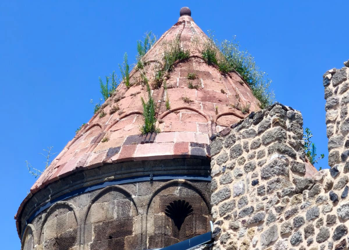 Erzurum tarihinden ot fışkırıyor!